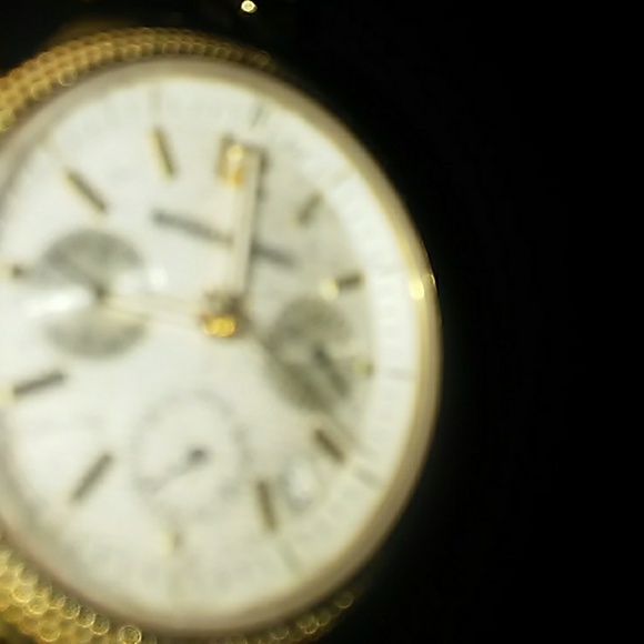 Watch - Picture 4 of 4